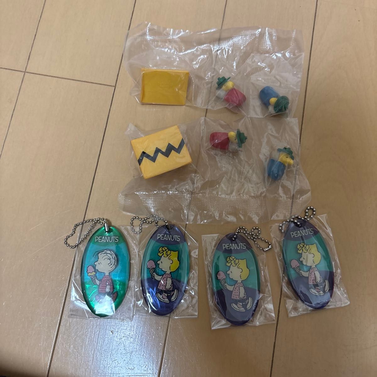 史努比 PEANUTS 迷你手办&钥匙扣 套装出售