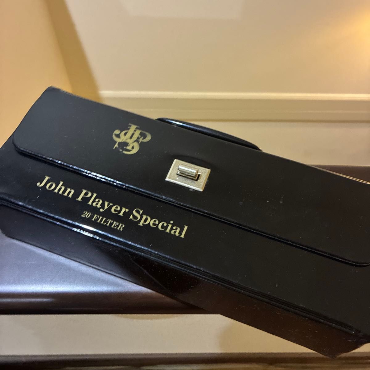 John Player Special 20 FILTER空盒黑色黄金