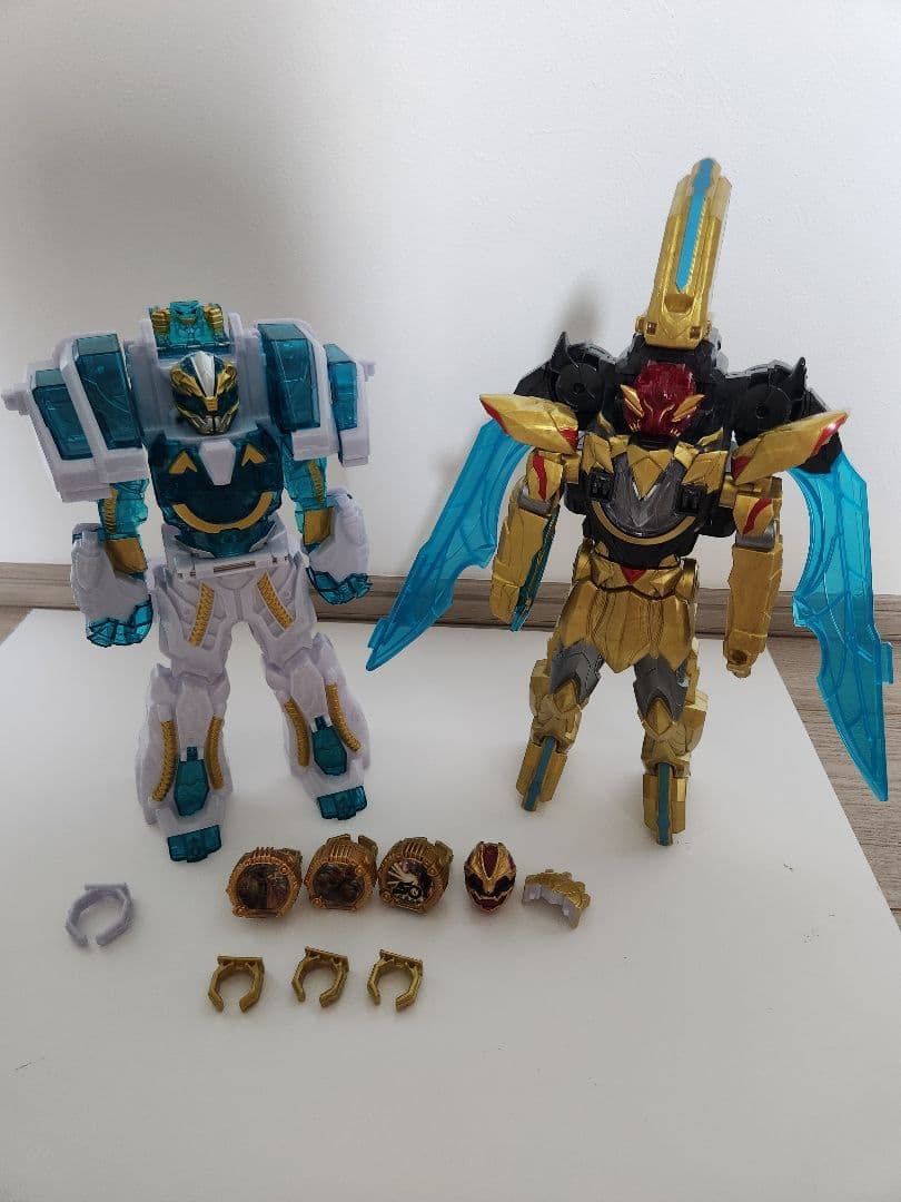 Number One Sentai Gojujawa DX Gudepan and DX Teg Sword 2-Piece Set