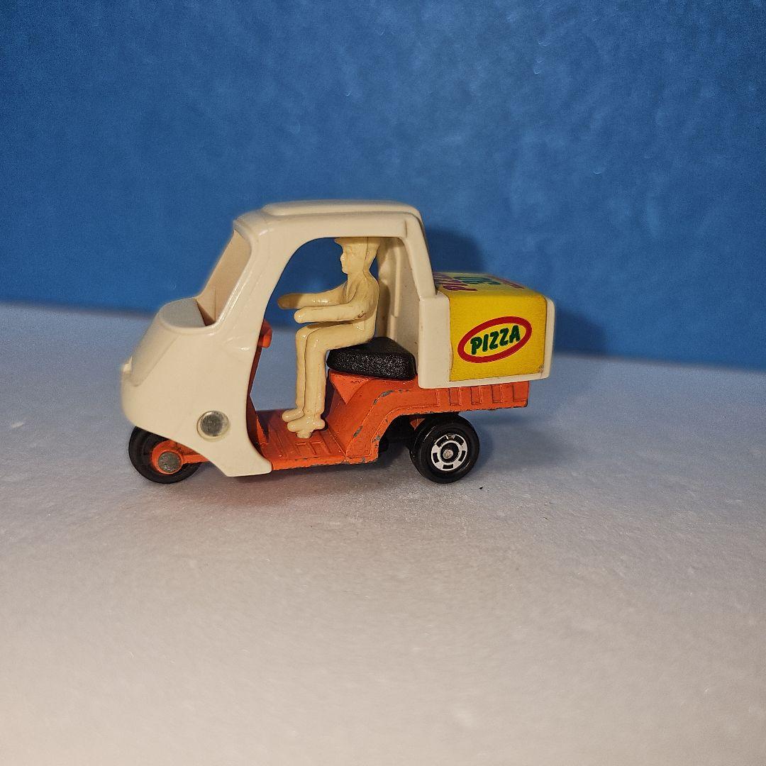 Tomica Pizza Shop Bike Made in Japan