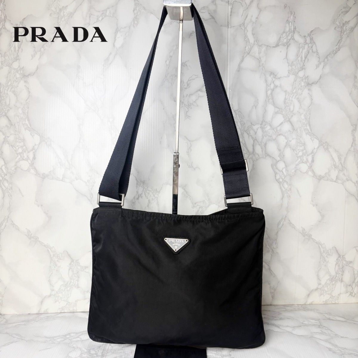 051极美品PRADA普拉达萨科什挎包斜挂尼龙黑色三角标志