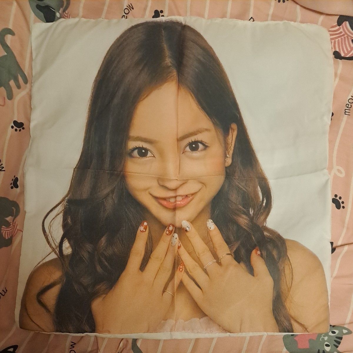 板野友美封面