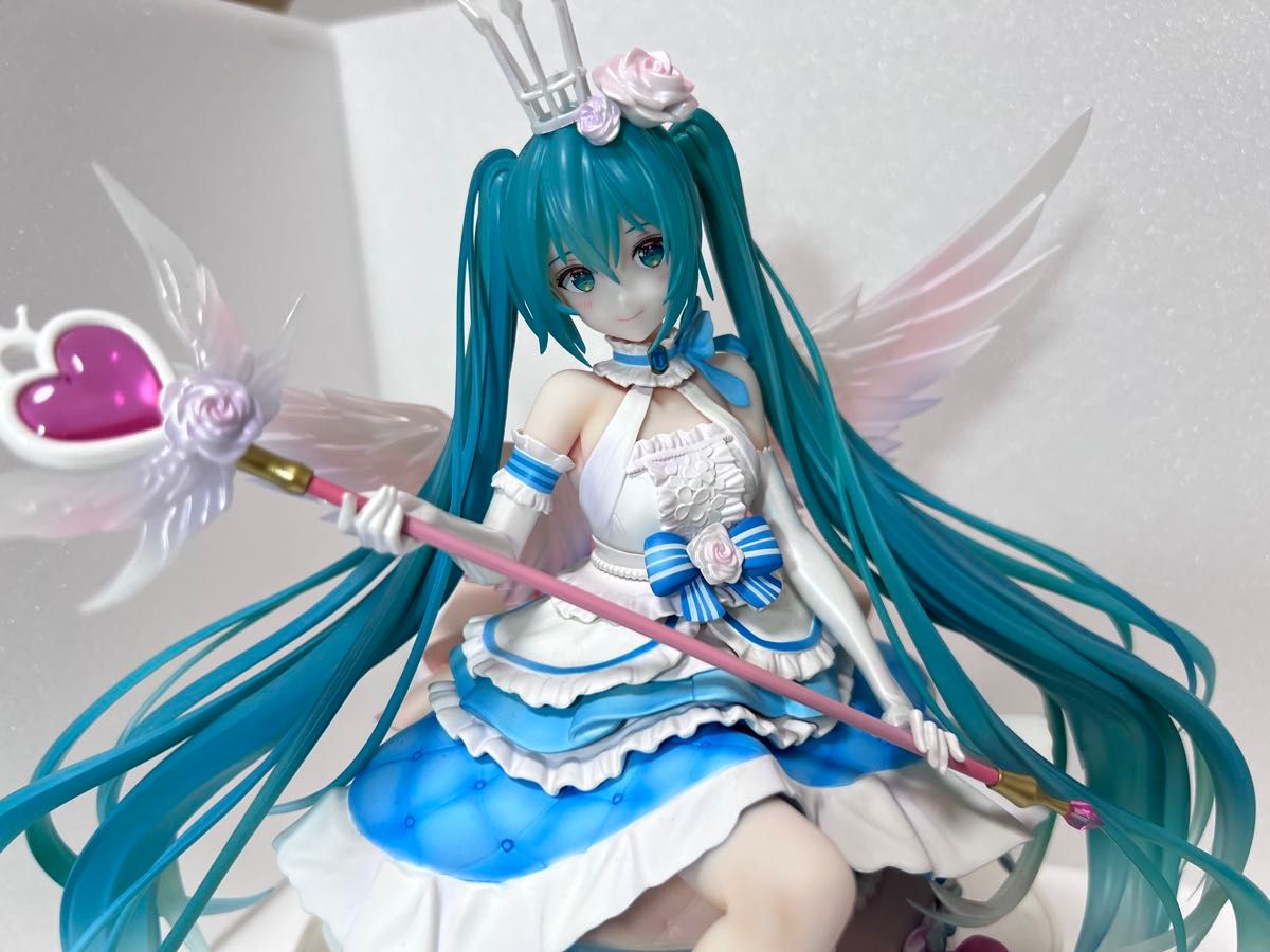 初音未来 手办 丝带心形 超级精品手办 SEGA