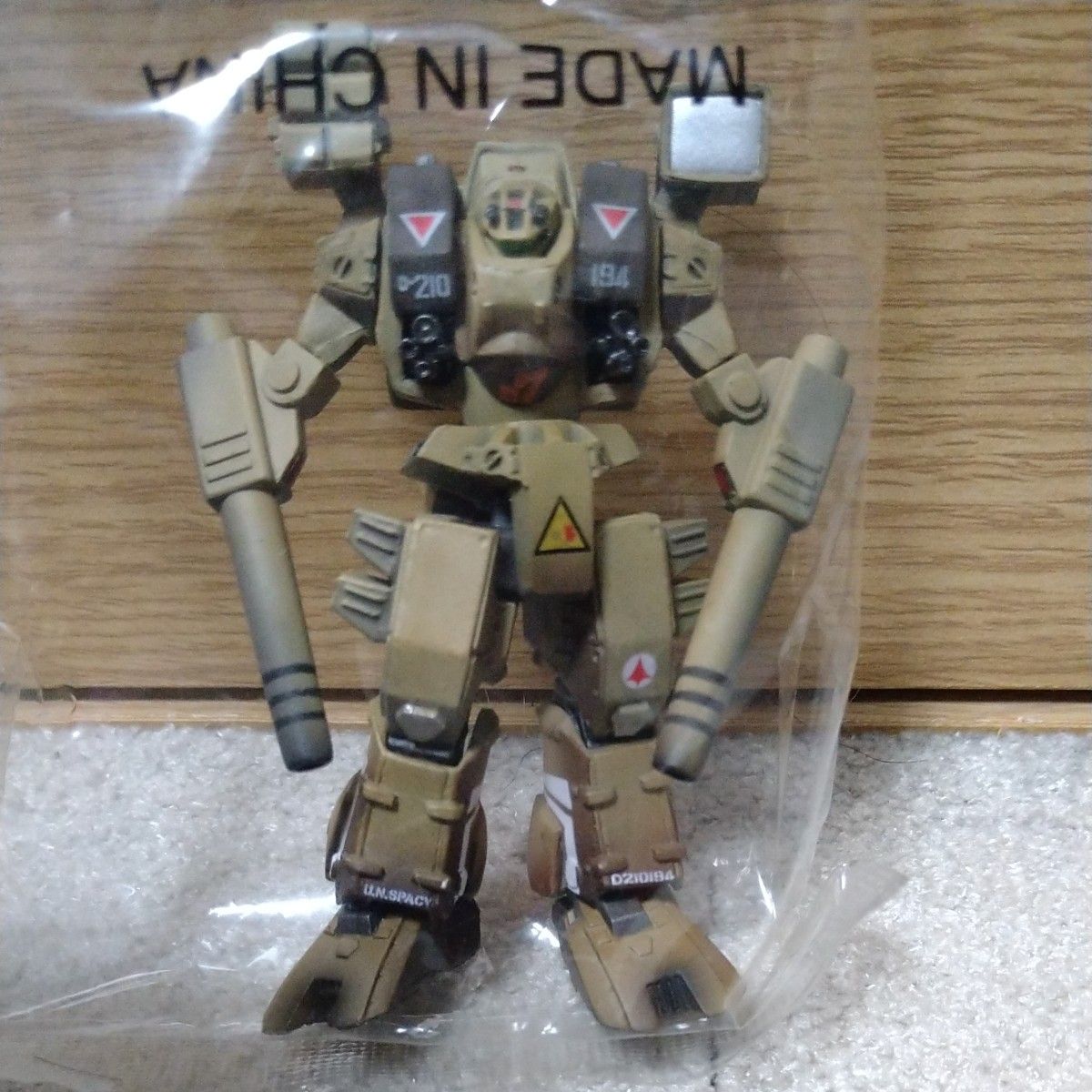 超时空要塞 Macross 超级维度手办系列 002 战斗机 Tomahawk