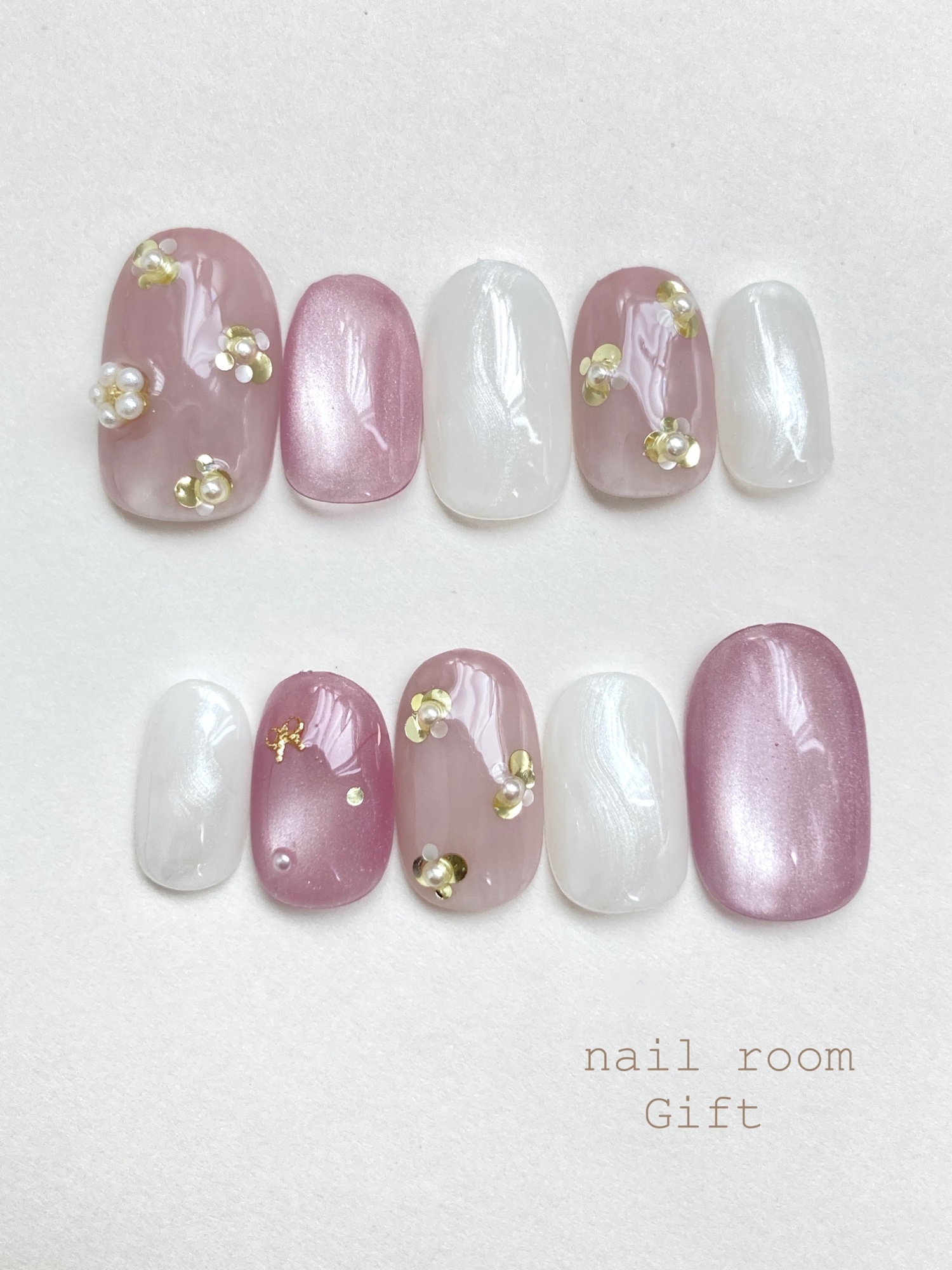 🩷Fluffy Floral Holo / Pink Nail Flower Nail Nail Tip Holo Flower Flower Nail School Entrance Ceremony Nail Graduation Ceremony Nail Kindergarten and School Entrance Spring Magnetic Nail Adult Elegant