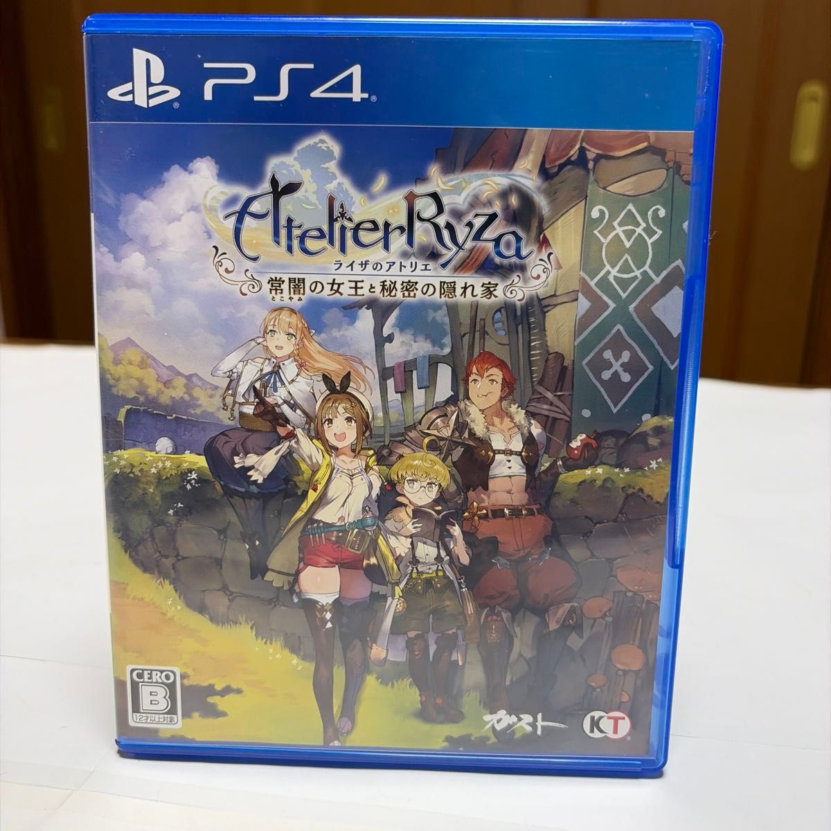 【PS4】 ライザのアトリエ ～常闇の女王と秘密の隠れ家～ [通常版］【動作確認済】