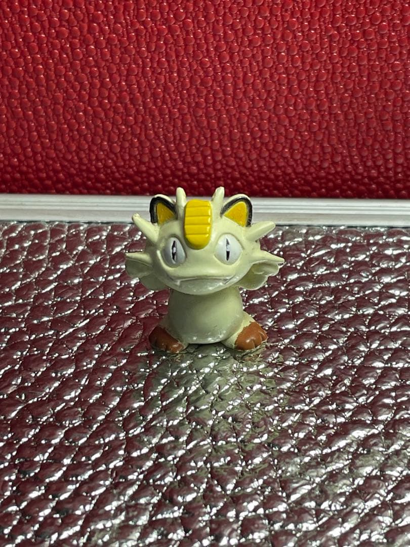 Pokémon Meowth Mini Figure Retro