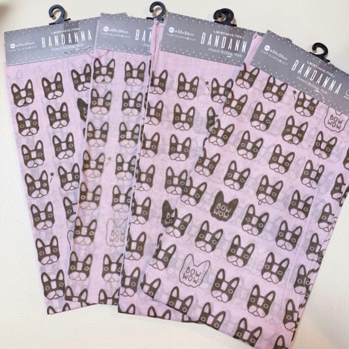 【4枚】大创(DAISO)法国斗牛犬 方巾 布料 手帕 零头布 粉色