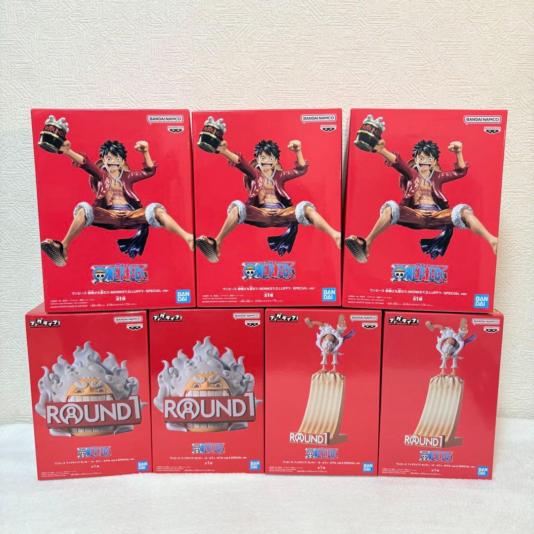 Round One Exclusive One Piece Luffy Figure 7-Piece Set