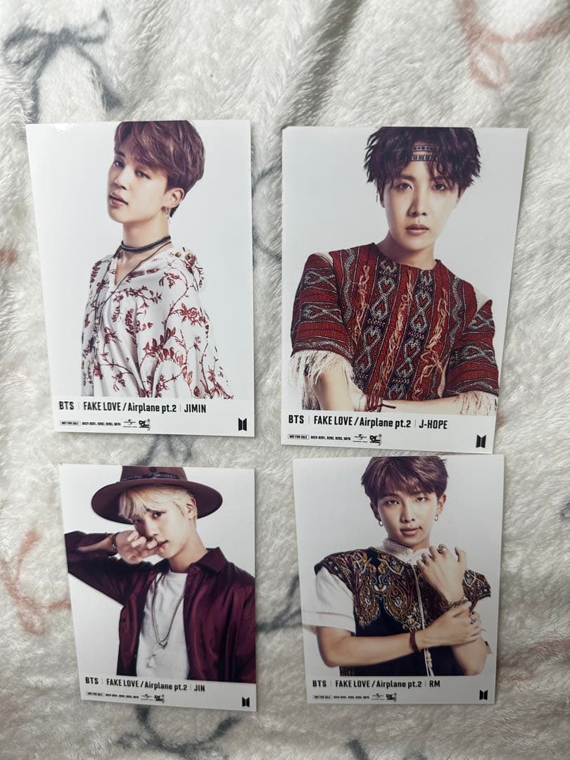 BTS FAKE LOVE 飞机 pt.2 明信片4张套装
