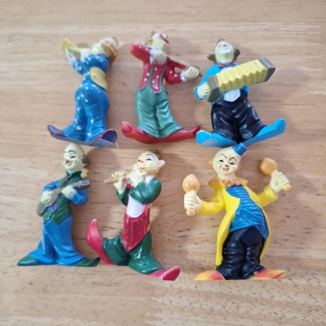 Clown Figurine 6-Piece Set with Musical Instruments Miniature
