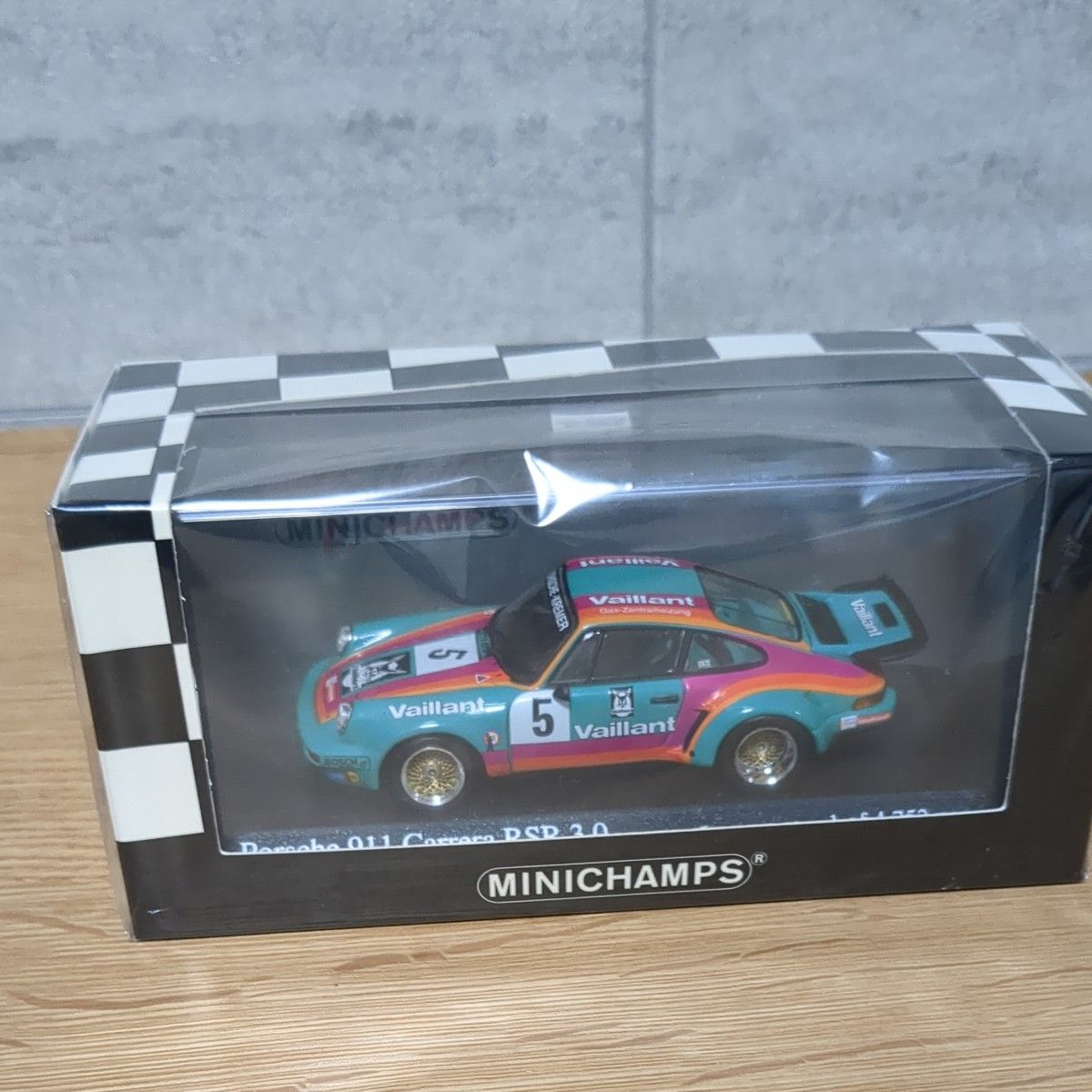 MINICHAMPS 1/43 保时捷 911 卡雷拉 RSR 3.0 Vaillant
