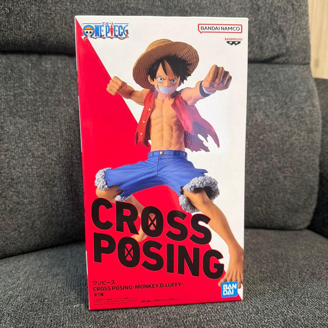 连衣裙 CROSS POSING 蒙奇·D·路飞 手办
