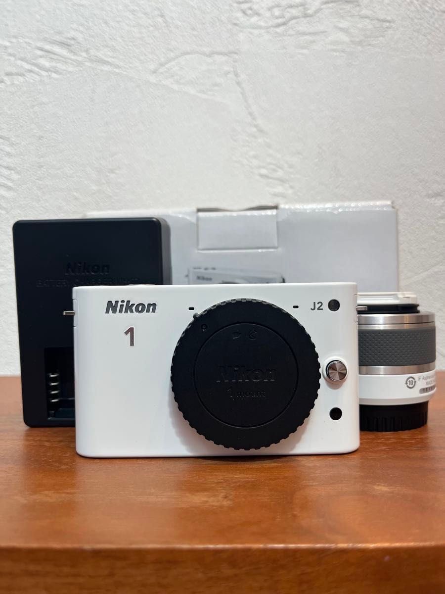 Nikon 1 J2 ミラーレス一眼カメラ ホワイト レンズキット