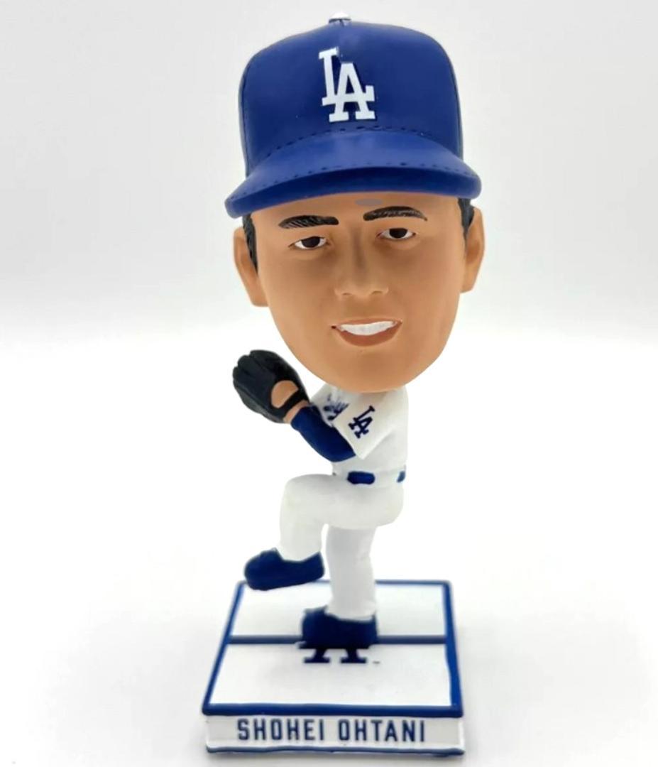 【Limited to 10,000 Units】Shohei Ohtani Dodgers Bubble Head Figure 4.5-Inch Pitcher