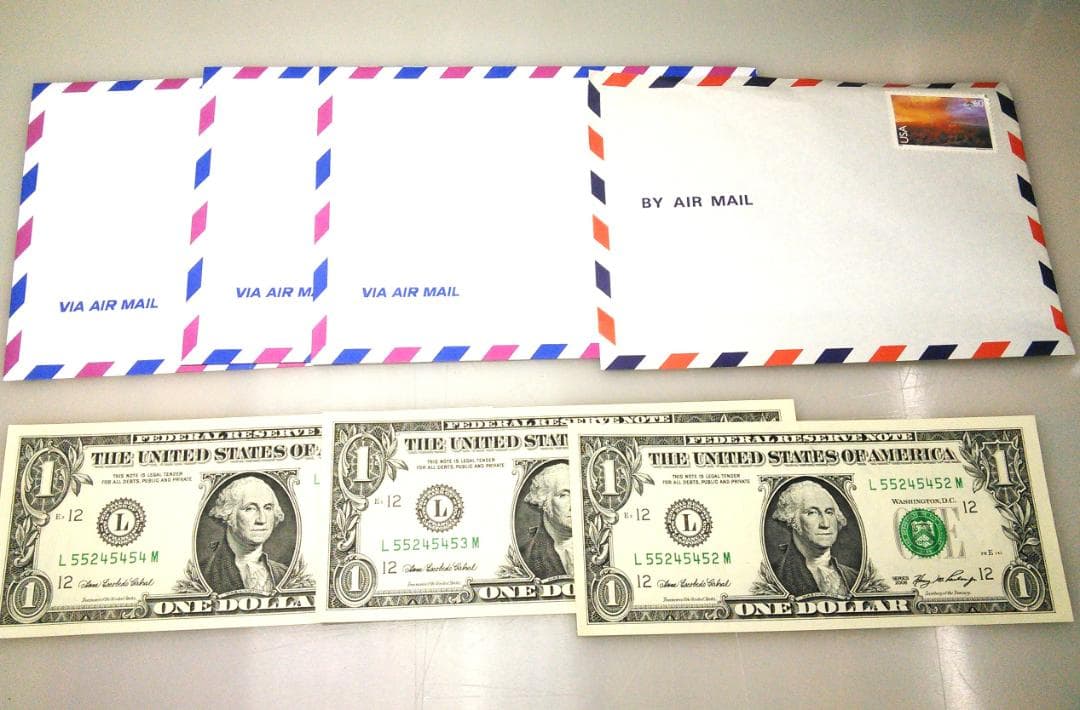 S.A.S.E . ( AIRMAIL 4张，绿色邮票3张)