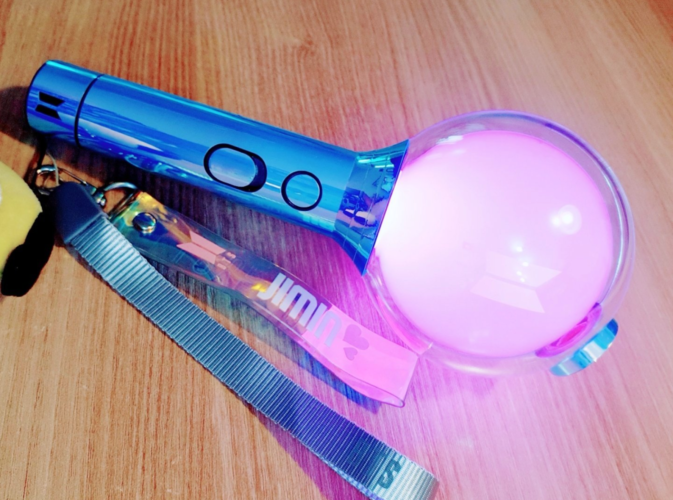☀︎含运费☀︎ BTS 阿米炸弹专用 装饰贴纸 笔灯 盖子 贴纸 镜面 全息蓝色彩 韩国 보라해 방탄소년단 아미