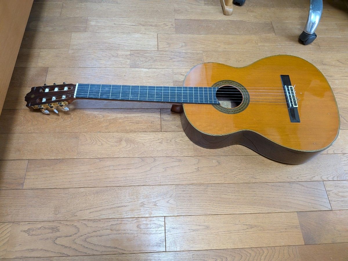 雅马哈 经典吉他 原声吉他 C-300