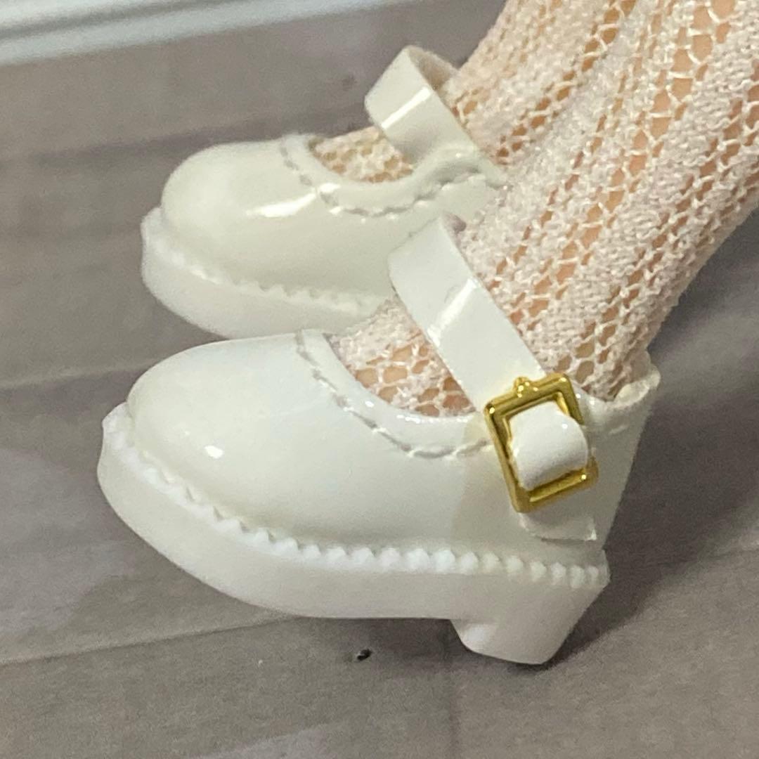 Strap Shoes for Dolls, White Enamel-Style, for Blythe and Obitsu 11