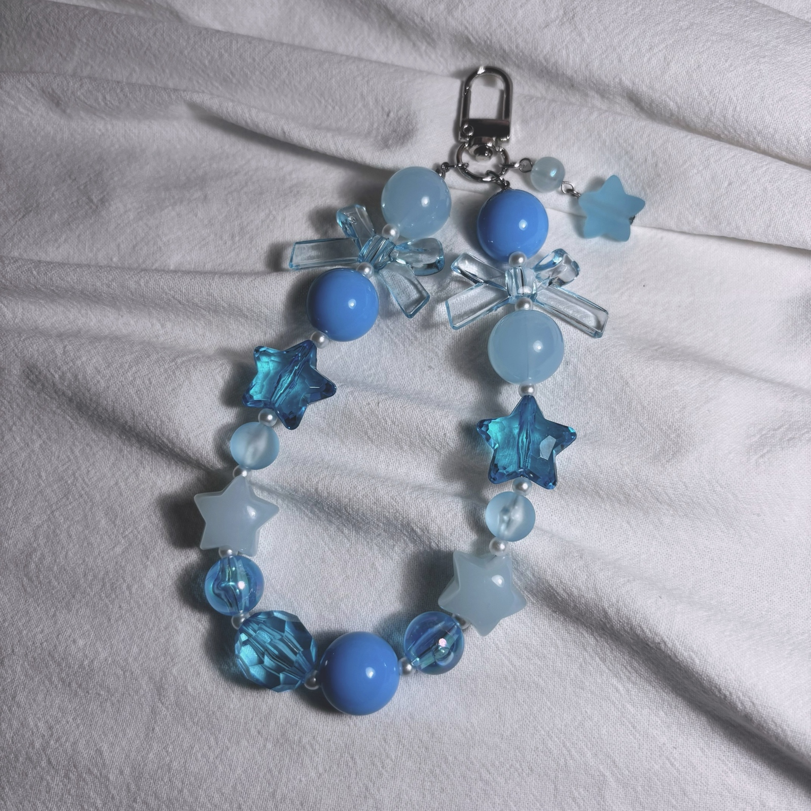 【C-05/天蓝色🦋】应援色手绳🌈手机挂绳珠饰配件派对灯挂绳可爱应援周边应援色应援道具水蓝色蓝色星星闪亮蝴蝶结