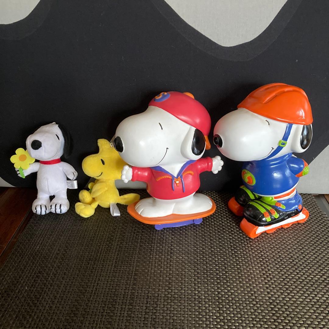 PEANUTS Snoopy Piggy Bank Snoopy Keychain Key Holder