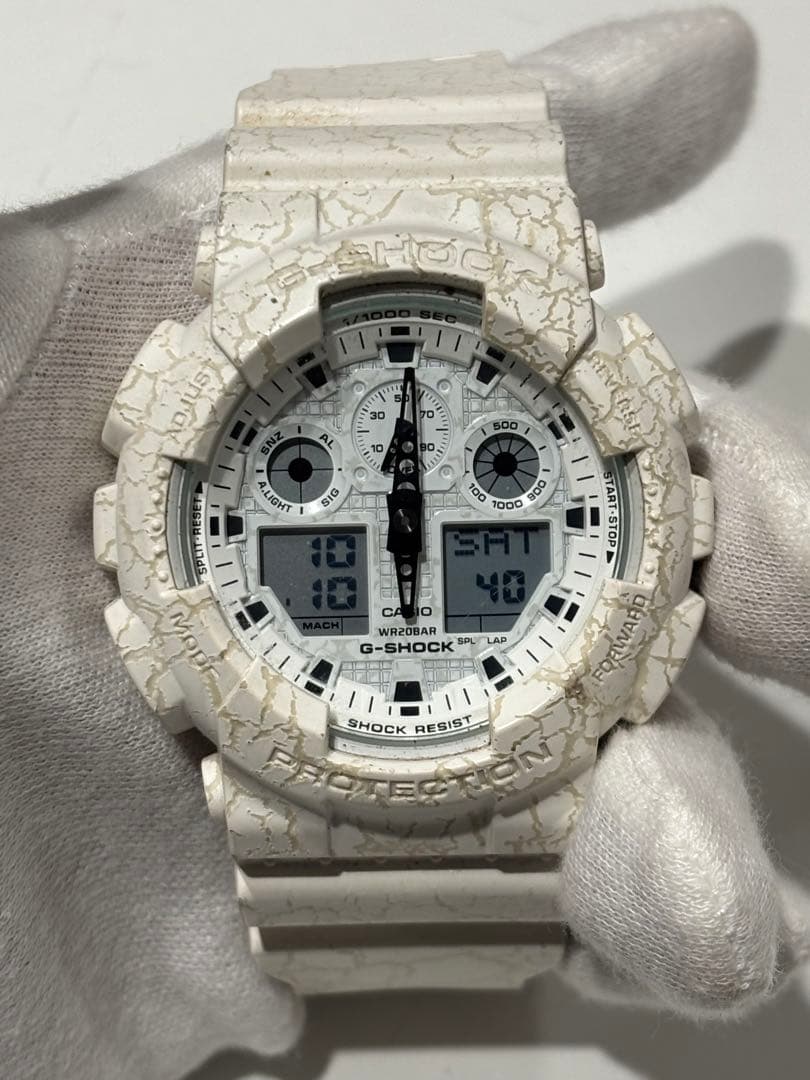 CASIO G-SHOCK White Crack Paint Digital Analog