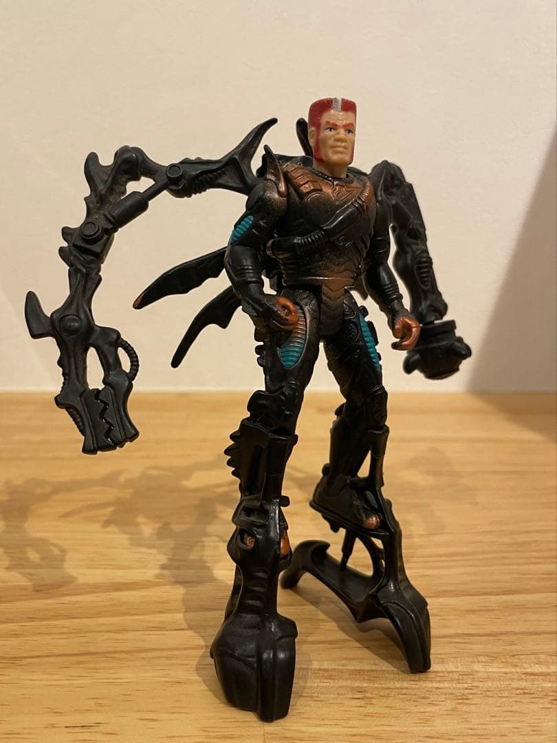 Kenner Figure Alien Attacks Action Figure