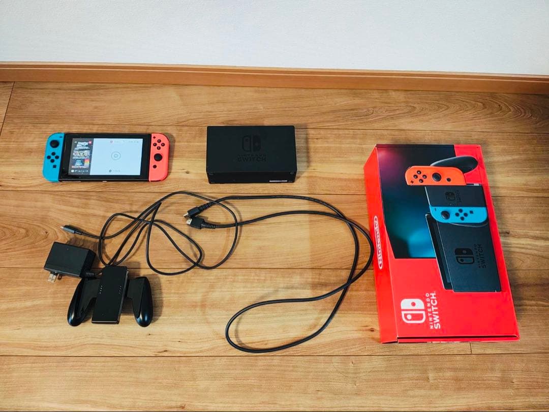 【周末促销】Nintendo Switch 主机 霓虹蓝/霓虹红