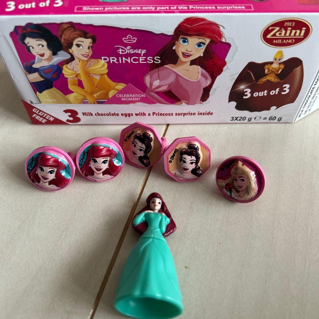 Disney Princess Zaini Chocolate Egg Inside Figure Ring Set