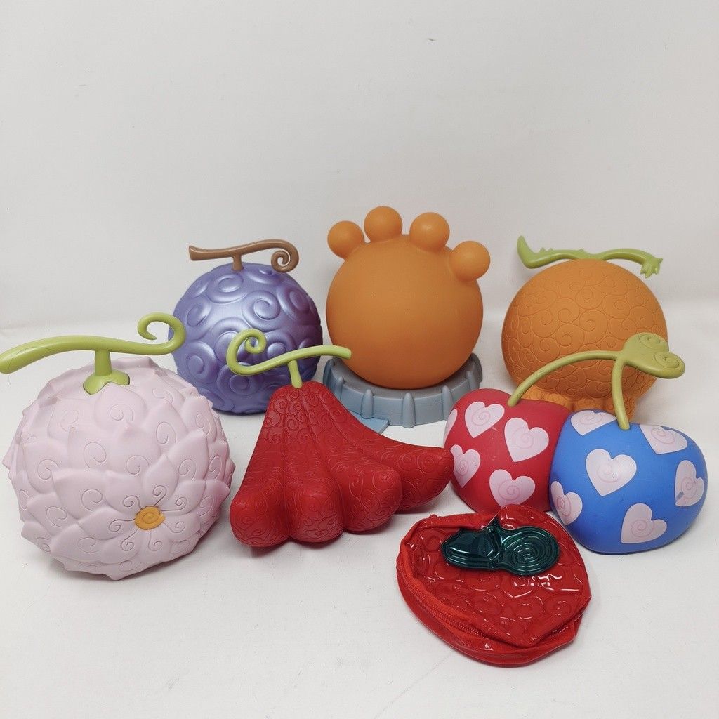 One Piece ■ Devil Fruit Room Light and More, 7-Piece Set Including Pouch