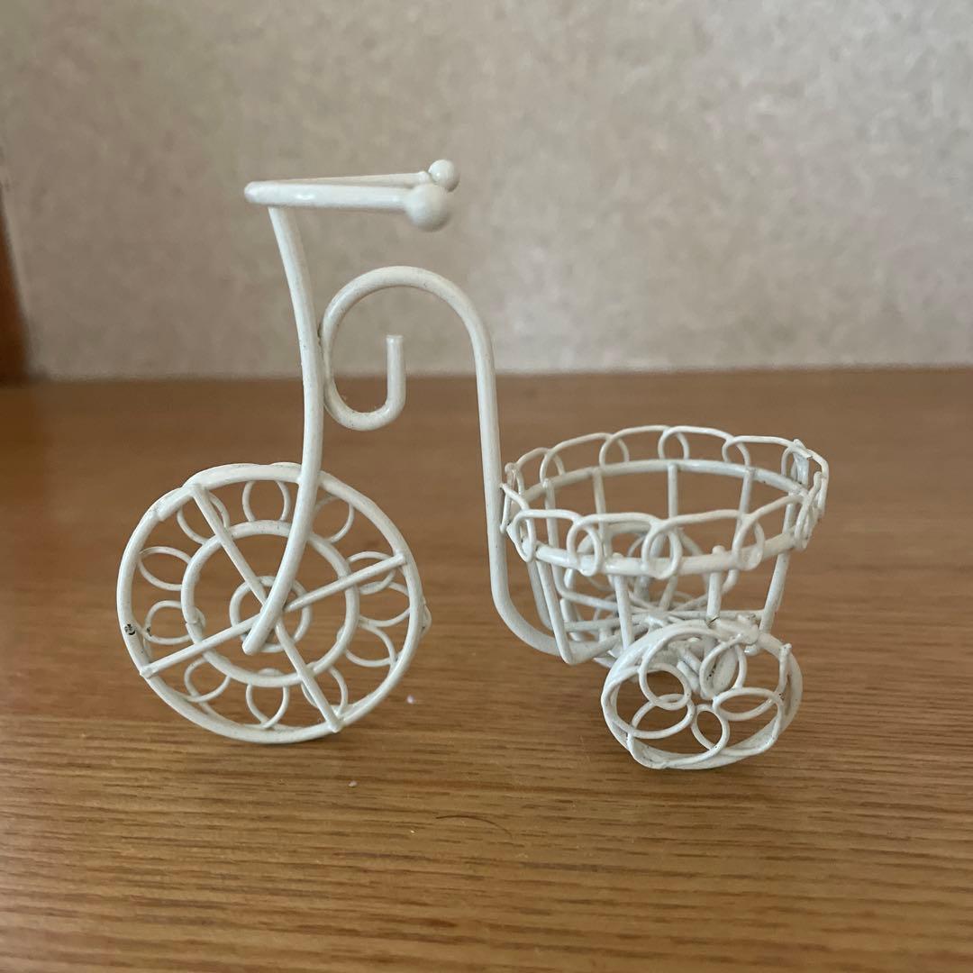 [Moving Disposal] Wire Bicycle Tricycle Decorative Accessory Ornament White