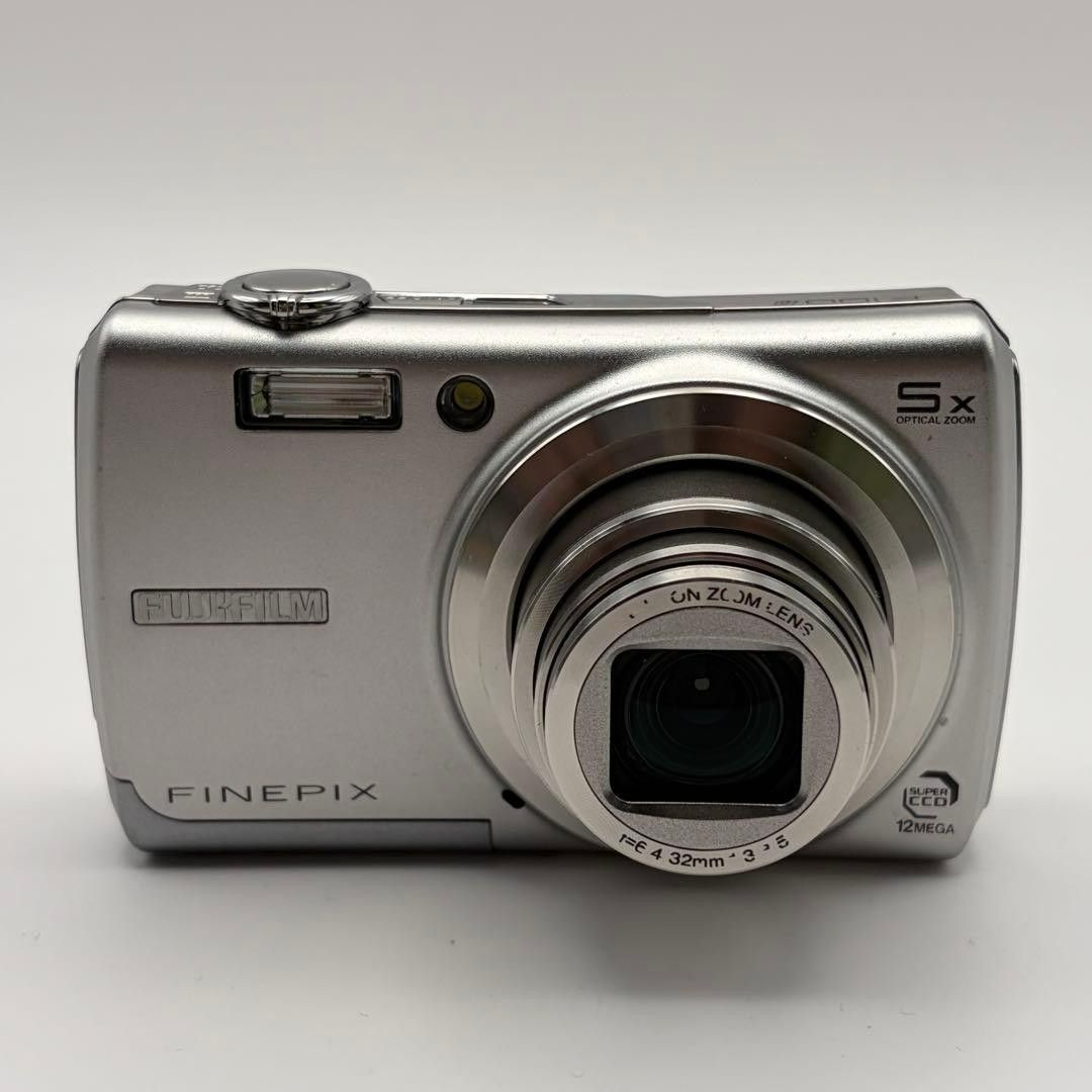 富士胶片 FinePix F100fd 便携式数码相机