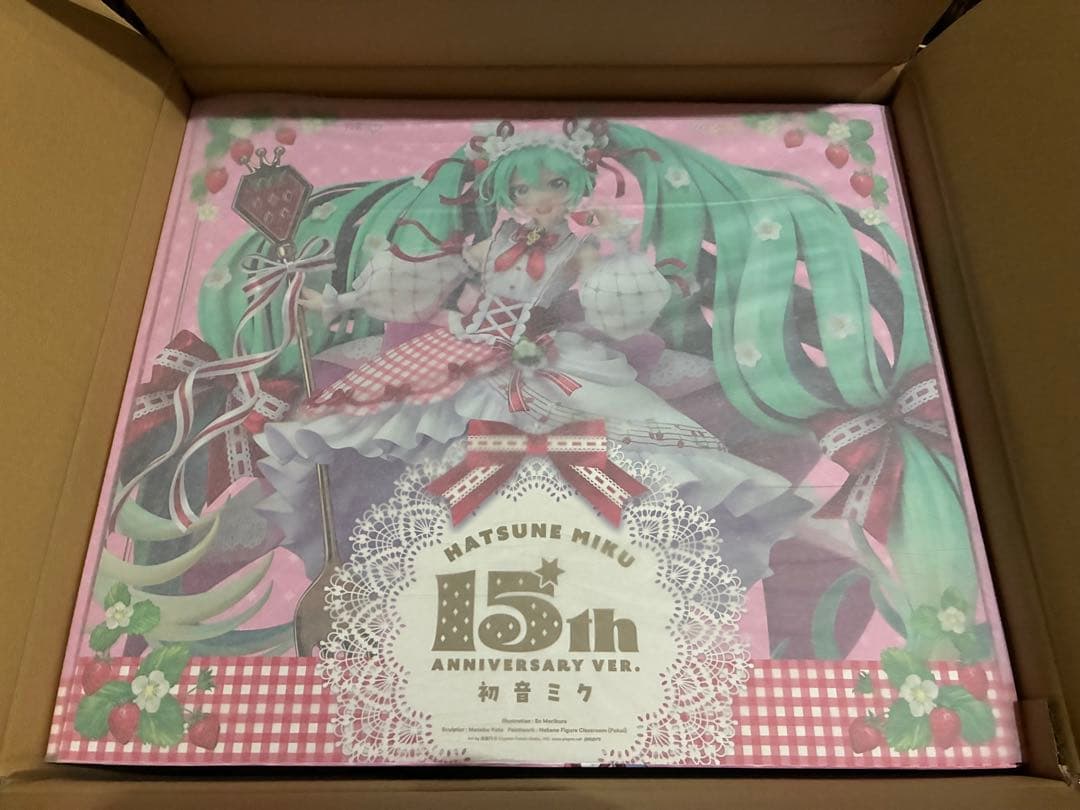 初音未来15周年纪念版1/7比例手办