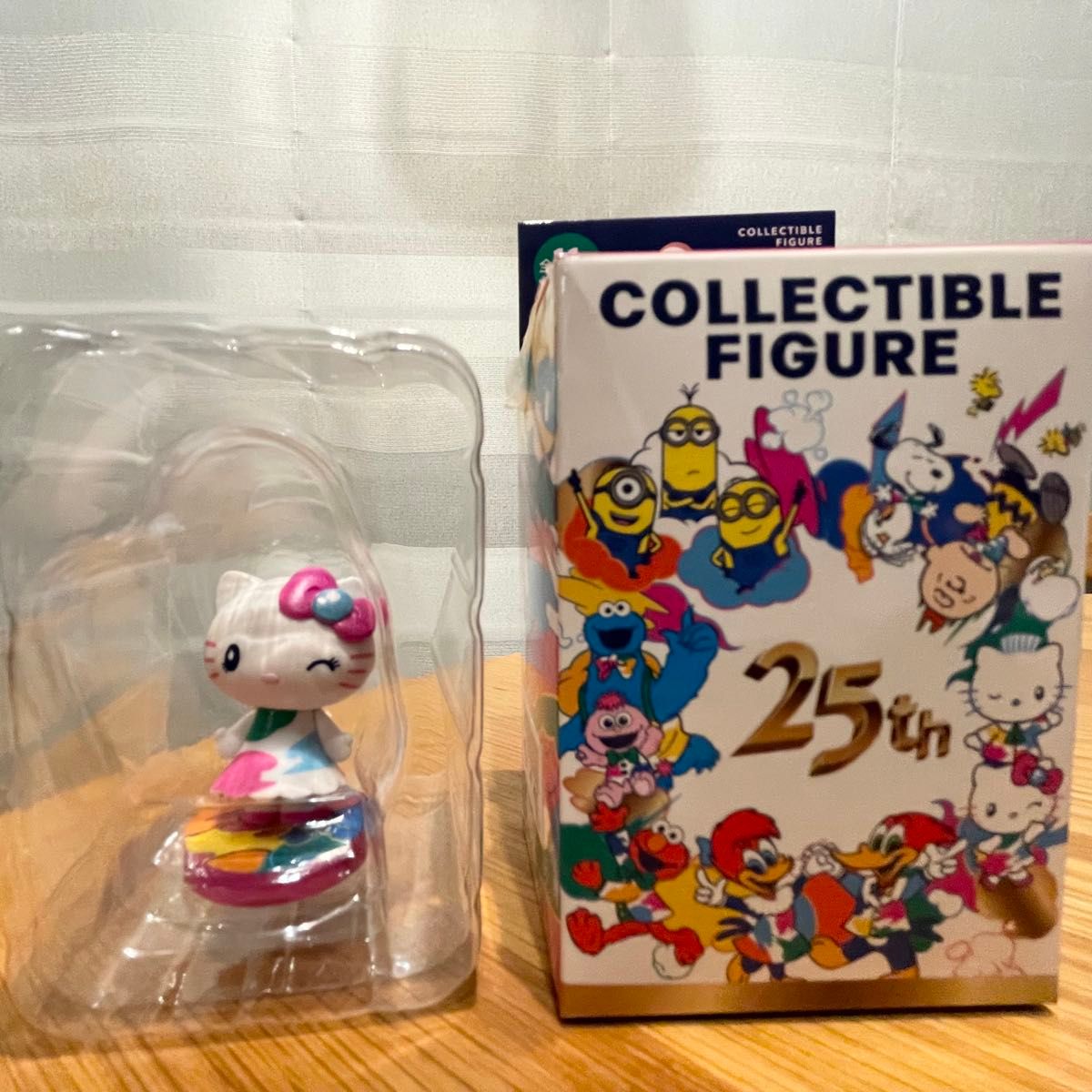 USJ 25周年 收藏级手办 Hello Kitty 环球影城 DiscoverU!!!