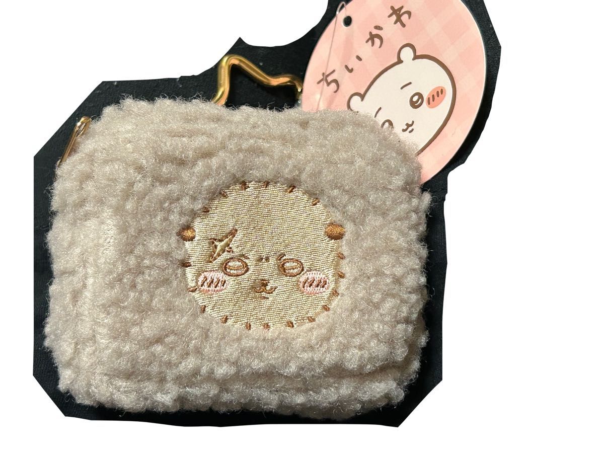 Chiikawa Fluffy Pouch with Carabiner - Raccoon