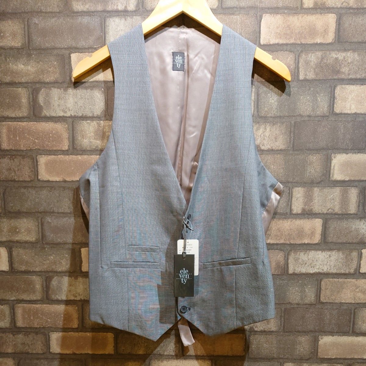 定価以下!国内正規品/未使用タグ付き/イタリア製/eleventty/イレブンティ/ベスト/ジレ/サイズ50