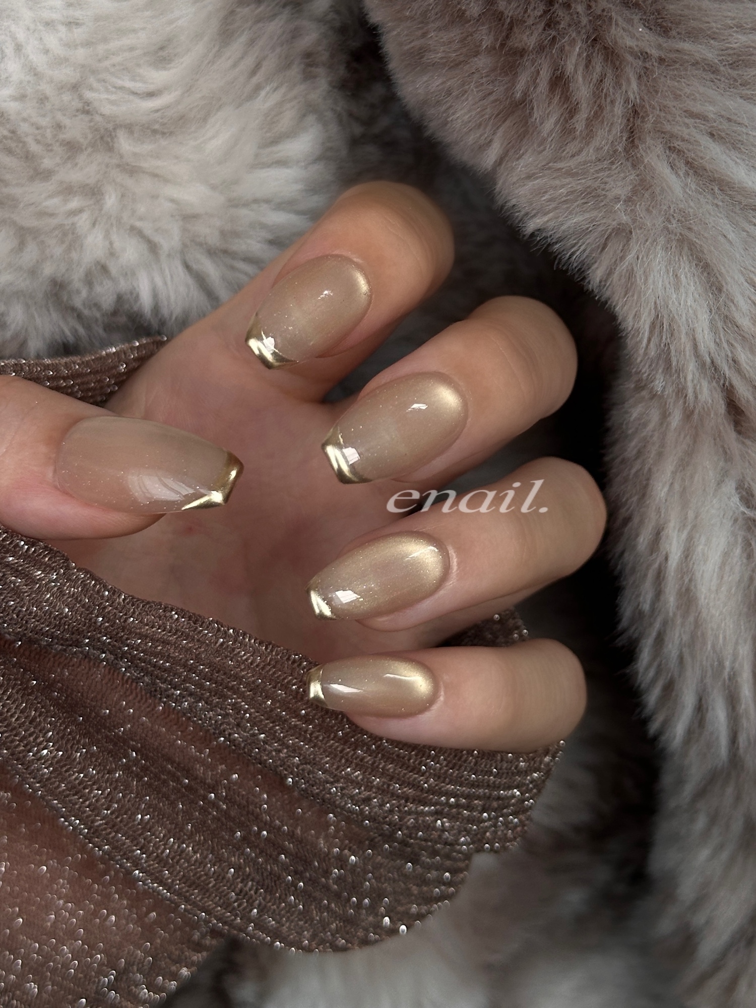 No. 1 in popularity✨【No. 92】Simple Mirror French – Chic Beige Magnet Nail Tips, Perfect for Everyday Wear, the Office, or Weddings
