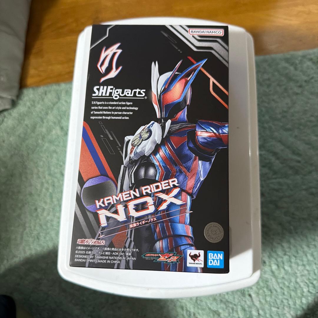 S.H.Figuarts 假面骑士诺克斯