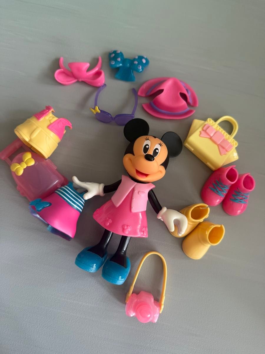 Minnie Mouse Dress-Up Doll Figure Outfit and Accessories Set Disney