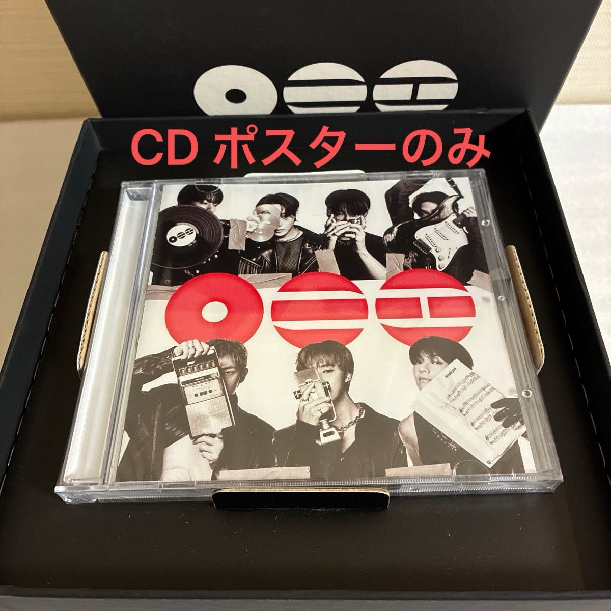 BTS ARIRANG T-SHIRT CD BOX的CD，只有海报 (t恤，没有OUT BOX)