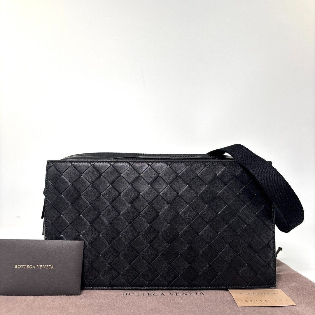 未使用 Bottega Veneta 博特加维纳 编织纹 身体包 男士 黑色 黑色 单肩包