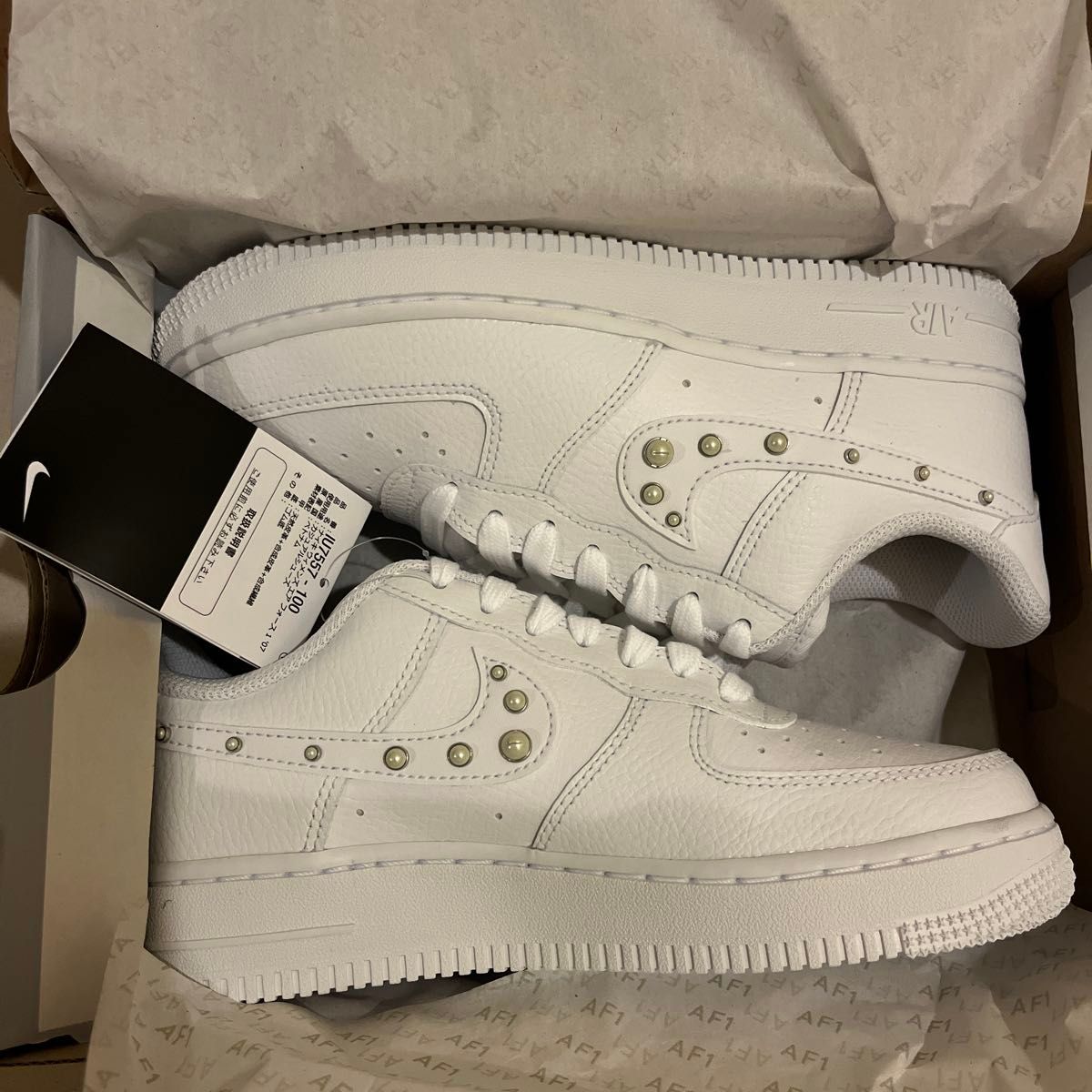 耐克 AIR FORCE 1 '07 耐克 空军一号 白色 珍珠装饰 IU7557-100