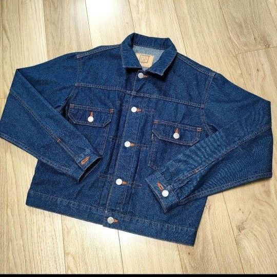 zenue 牛仔夹克