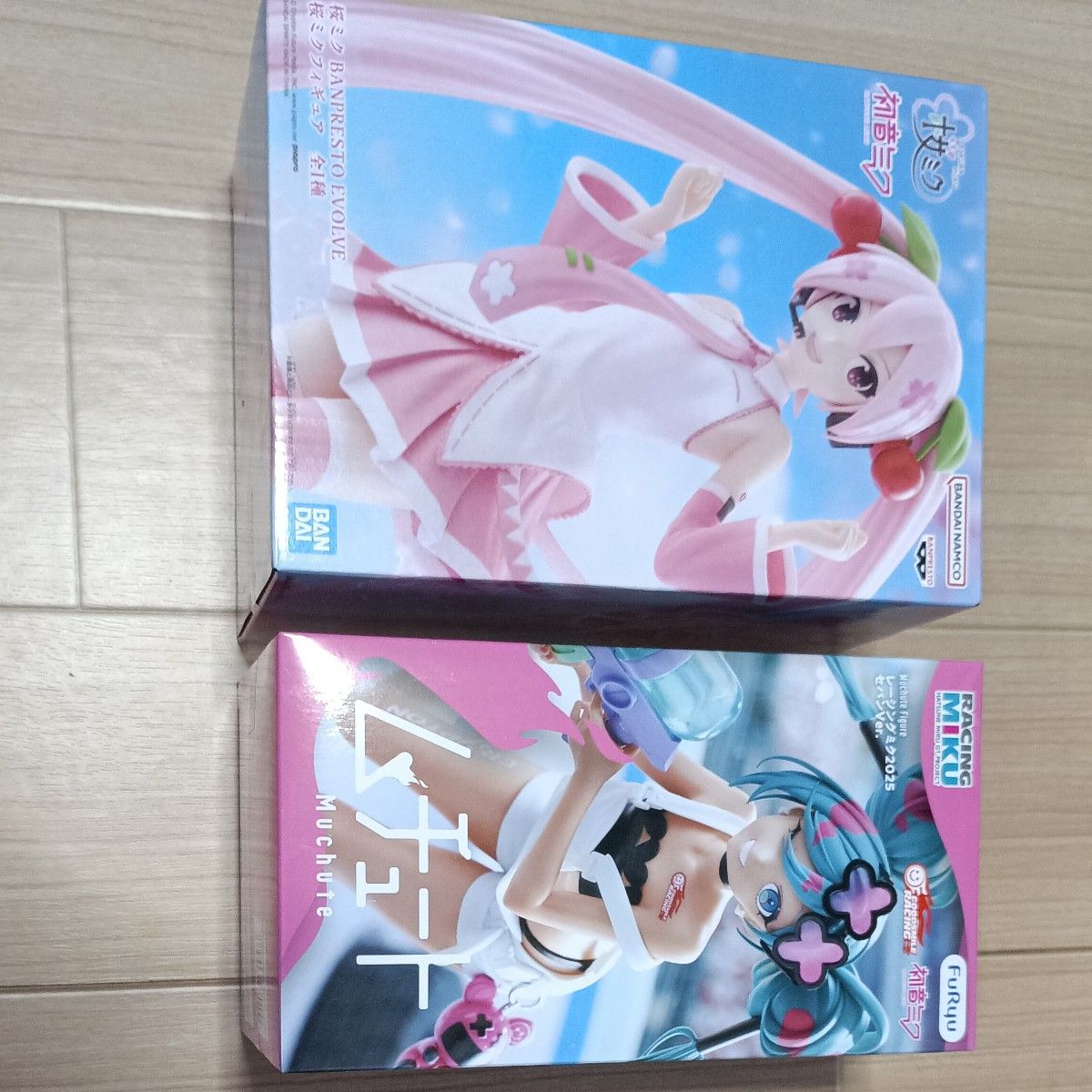 初音未来 手办 2种套装 樱花初音 BANPRESTO EVOLVE & 赛车初音 2025