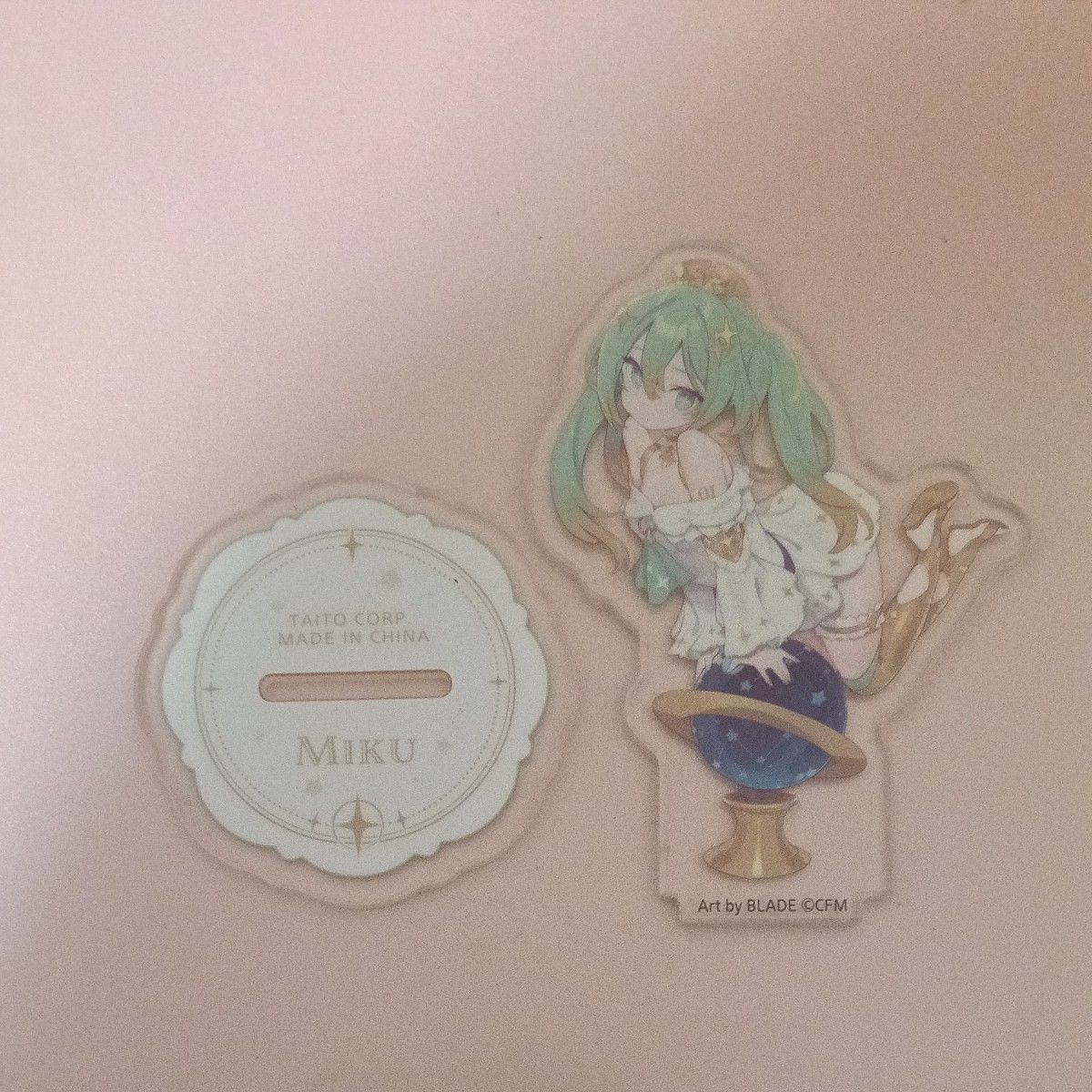 【最低价】初音未来 亚克力立牌 太东扭蛋 Art by BLADE