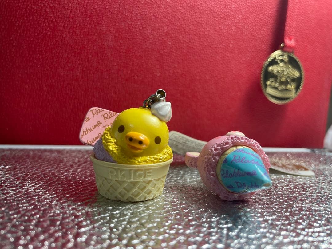 Retro Rilakkuma Makumaku Ice Figure Strap 2-Piece Set