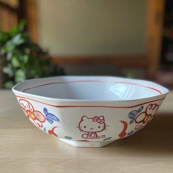 三丽鸥 “Hello Kitty” × 麦山窑八角21cm-Hello Kitty红