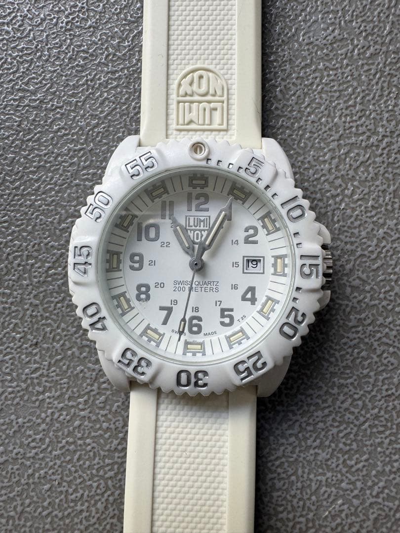 Luminox 3050系列 白色 手表