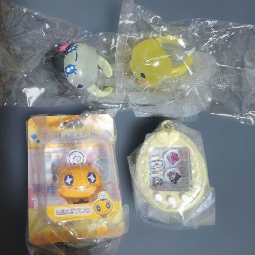 Tamagotchi Capsule Toy 4-Piece Set Gachapon