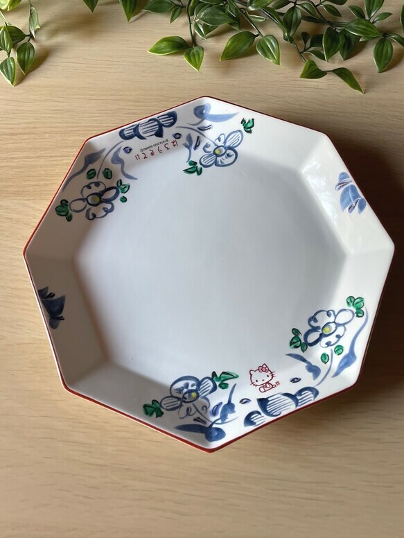 三丽鸥 “Hello Kitty” × 麦山窑八角盘22cm-Hello Kitty蓝